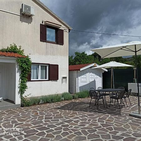 Apartment Snjezana 玛里纳 外观 照片