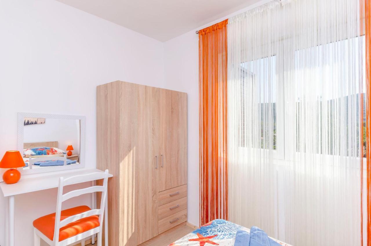 Apartment Snjezana 玛里纳 外观 照片
